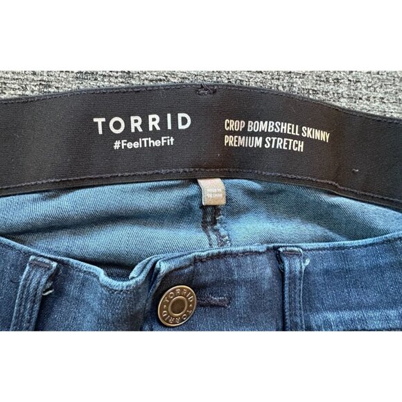 Torrid Crop Bombshell Skinny Jeans Premium Stretch Women's Size 14 Blue Denim - Picture 4 of 8
